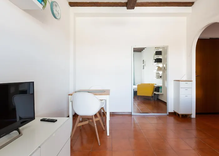 Guesthost - Savona District Comfy Apartmán
